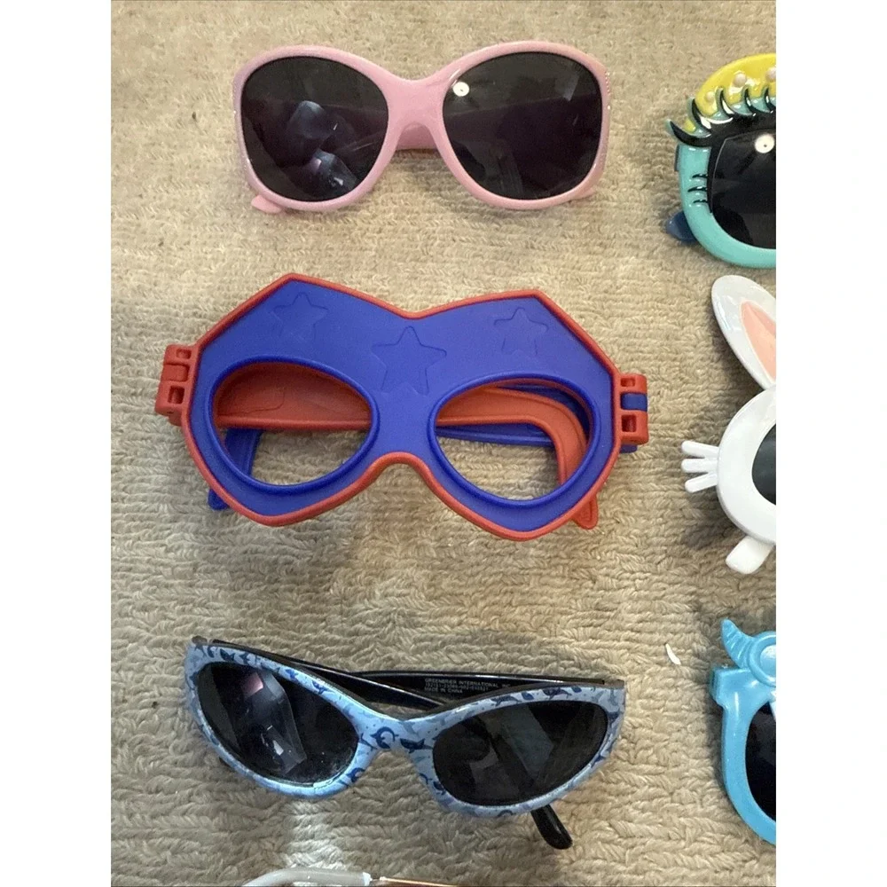Kids Sunglasses lot of 21-Funny shapes & Styles-Kids parties-Reunions-Fast Ship